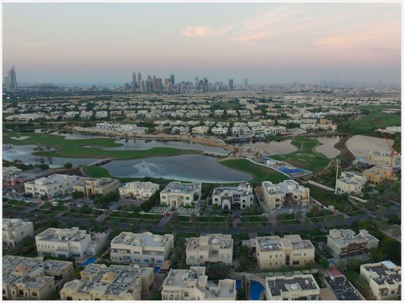 Laundry in Emirates Hills